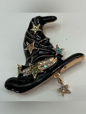 BLACK WITCH HAT WITH GOLDTONE ACCENT AND DANGLING STAR CHARM RHINESTONES